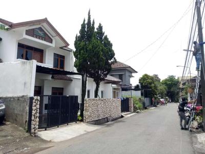 Rumah dijual cepat di pusat kota sayap Gatot Subroto kota bandung