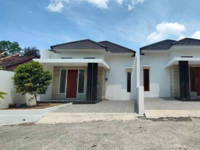 2 Rumah Siap Huni Dekat Kampus Umy Jogja