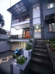 689 Dijual Rumah Modern 2 Lantai Di Setiabudi Regency - Bandung Utara