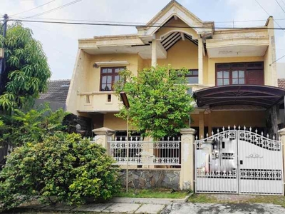 Banting Harga Dijual Rumah 2 Lantai Di Perum Gunung Sari Indah Wiyung