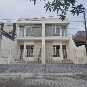 Brand New House Dua Lantai Pondok Tjandra Manggis Sidoarjo