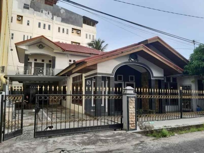 Dijual Rumah 2 Lantai Di Tengah Kota Pekanbaru