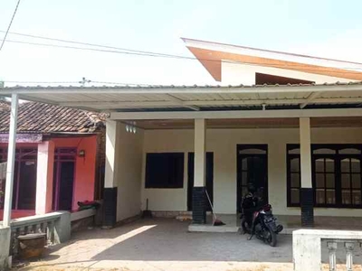 Dijual Rumah Besar Mojosari Mojokerto