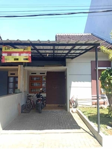 Dijual Rumah Bukit Raya Sariwangi Ada Taman Depan Lok Strategis Shm