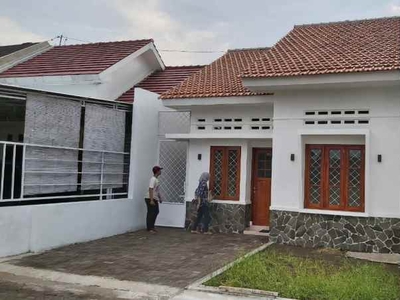 Dijual Rumah Dekat Kantor Desa Manang Di Manang Grogol Sukoharjo