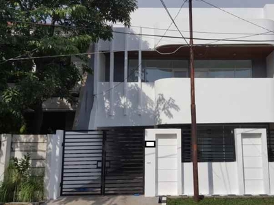 Dijual Rumah Full Renov Full Furnished Di Dharmahusada Indah