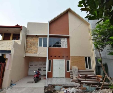 Dijual Rumah Minimalis 2 Lantai Di Menanggal Indah Surabaya Selatan