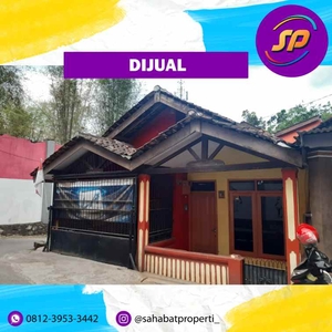 Dijual Rumah Pojok Di Dekat Kampus Jember