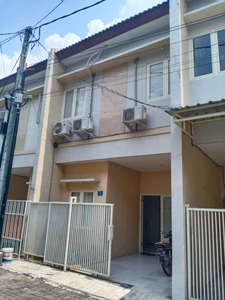 Dijual Rumah Siap Huni 2 Lantai Kutisari Utara Trenggilis Mejoyo Sura