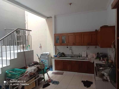 Dijual Rumah Siap Huni Di Sayap Jalan Gajah Mada Jakarta Barat