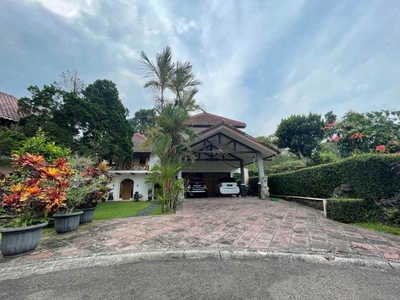 Dijual Rumah Siap Huni Lokasi Rancamaya Golf Estate Cluster Kana Bogor