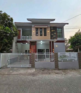 Dijual Rumah Siap Huni Posisi Hook Dekat Kampus Upn