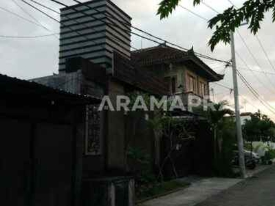 Dijual Villa 1 Lantai 2 Kamar Bidadari Seminyak Kuta Badung