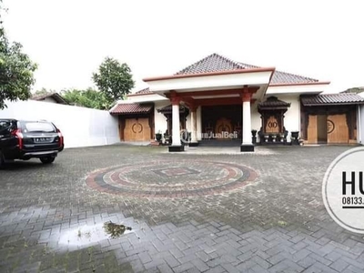 Dijual Villa Mewah Bekas Luas 900 m2 SHM Lengkao Di Lawang - Malang Jawa Timur