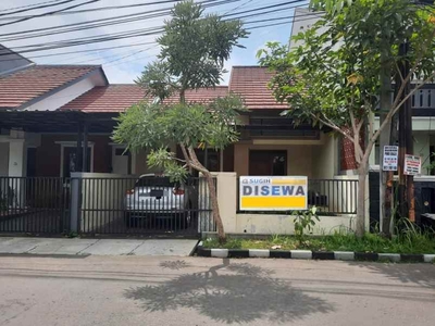 Disewakan Rumah Nyaman Komplek Puri Dago Raya Antapani Kota Bandung