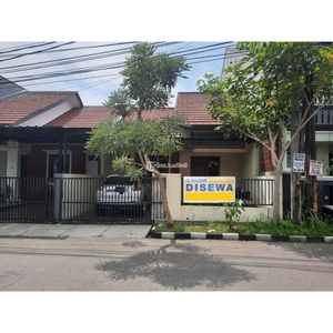 Disewakan Rumah Nyaman Tipe 80/140 2KT 1KM Komplek Puri Dago Raya Antapani - Kota Bandung Jawa Barat