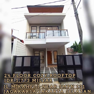 For Sale Rumah 2 Lantai Rooftop At Ciganjur