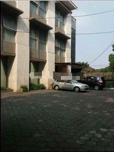 Gedung Komersil 3 Lantai Mainroad Supratman Bandung