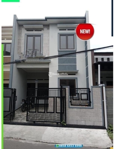 Jarang Ada Dijual Rumah 2 Lantai Minimalis Luas 120/80 Di Sayap Turangga Dekat Gatsu - Bandung Jawa Barat