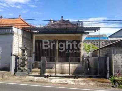 Jual Rumah 3 Lantai 2 Kamar Bonus Toko Pinggir Jalan Utama Angantaka B