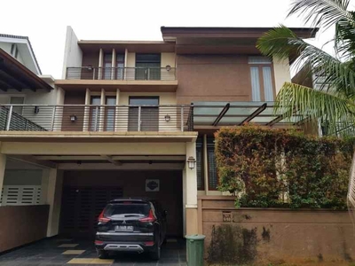 Jual Rumah Elit 3 Lantai Di Kawasan Bintaro Discovery