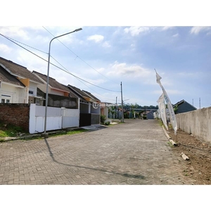 Jual Tanah Kavling Siap Bangun Luas 112m2 di Jalan Utama Perumahan Klipang Sendangmulyo - Semarang Kota Jawa Tengah