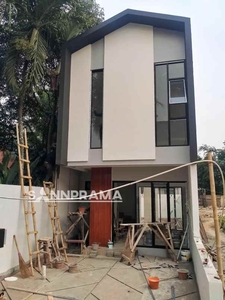 Modern Scandinavian Dalam Cluster Eksklusif Di Cinangka Sawangan Depok