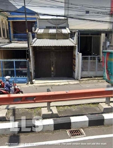 Ruko Nol Jalan Raya Banyu Urip Termaksud Dalam Area Ramai Padat Pendud