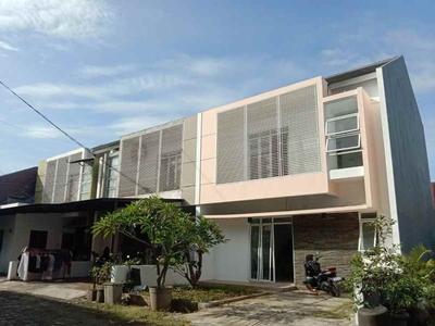 Rumah 2 Lantai Modern Dikawasan Sejuk Bebas Banjir Jatikramat Bekasi