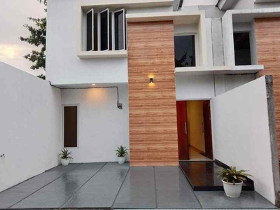 Rumah 2 Lantai Strategis 300meter Ke Jalan Wibawa Mukti Ii Jatiasih