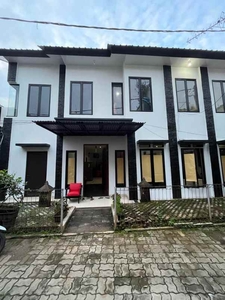 Rumah 2 Lantai Sudah Renovasi Di Cipinang Jakarta Timur