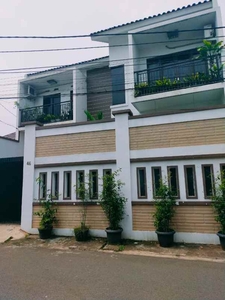 Rumah 25 Lantai Semi Furnished - Cilangkap Jakarta Timur