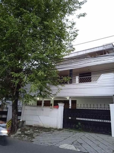 Rumah 3 Lantai Cocok Untuk Usaha Di Raya Dukuh Kupang