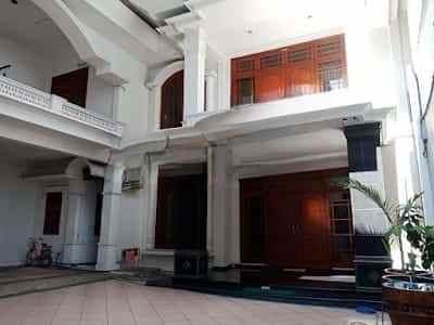 Rumah 3lt Di Biliton Ada Rooftoop Pintu Full Kayu Jati Row Sangat Lebar