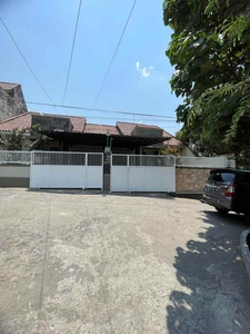 Rumah 4 Kt Semi Furnished 12 Menit Ke Kampus Upn Jogja