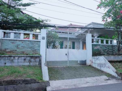 Rumah Asri Hijau Lokasi Pondok Kelapa Duren Sawit Jakarta Timur