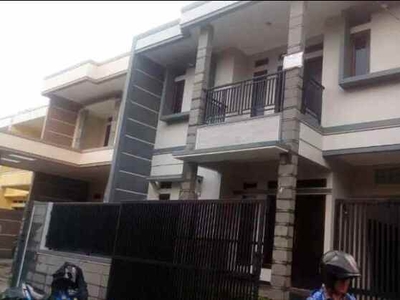 Rumah Baru 2 Lantai Siap Huni Turangga Dekat Gatot Subroto