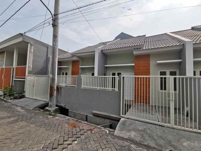 Rumah Baru Bisa Kpr Di Lebak Indah Surabaya Siap Huni