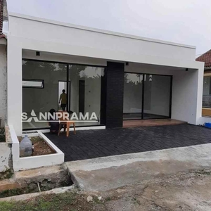 Rumah Baru Dalam Perumahan Di Bogor