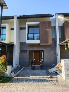 Rumah Baru Gress 2 Lantai Minimalis Modern Di Central Park Juanda