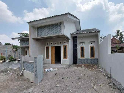 Rumah Baru Minimalis Modern Dekat Sekolah Budi Mulia Tajem