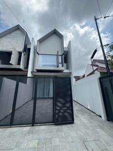 Rumah Baru Minimalis Surabaya Timur Selangkah Ke Unair Merr