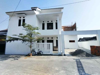 Rumah Baru Ready 2lt Kartasura Dekat Superindo