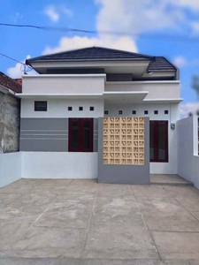Rumah Baru Siap Huni Dekat Kampus Isi Yogyakarta