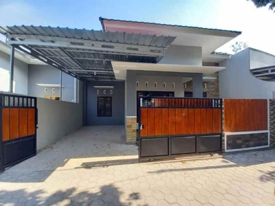 Rumah Baru Siap Huni Desain Modern Di Jl Kaliurang Km 9