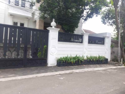 Rumah Cantik Dijual Jl Lamandaukramat Pela Kebayoran Baru Jakarta