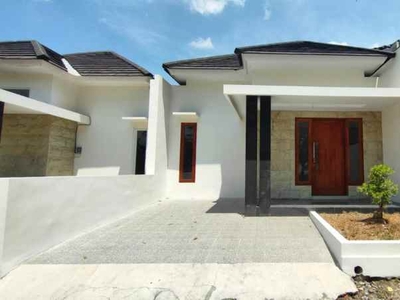 Rumah Cantik Siap Huni Dekat Kampus Umy