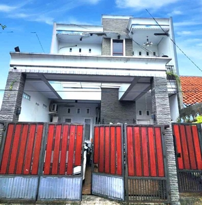 Rumah Dalam Komplek Pondok Bambu Duren Sawit Jakarta Timur