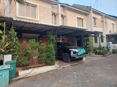 Rumah Dalam Townhouse Security 24 Jam Jatiwaringin Pondok Gede