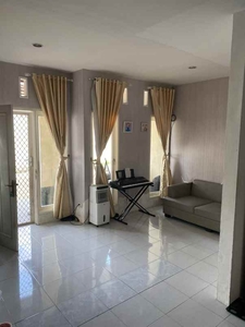 Rumah Di Krukut 2lt Semi Furnished Nyaman Dalam Cluster Krukut Raya